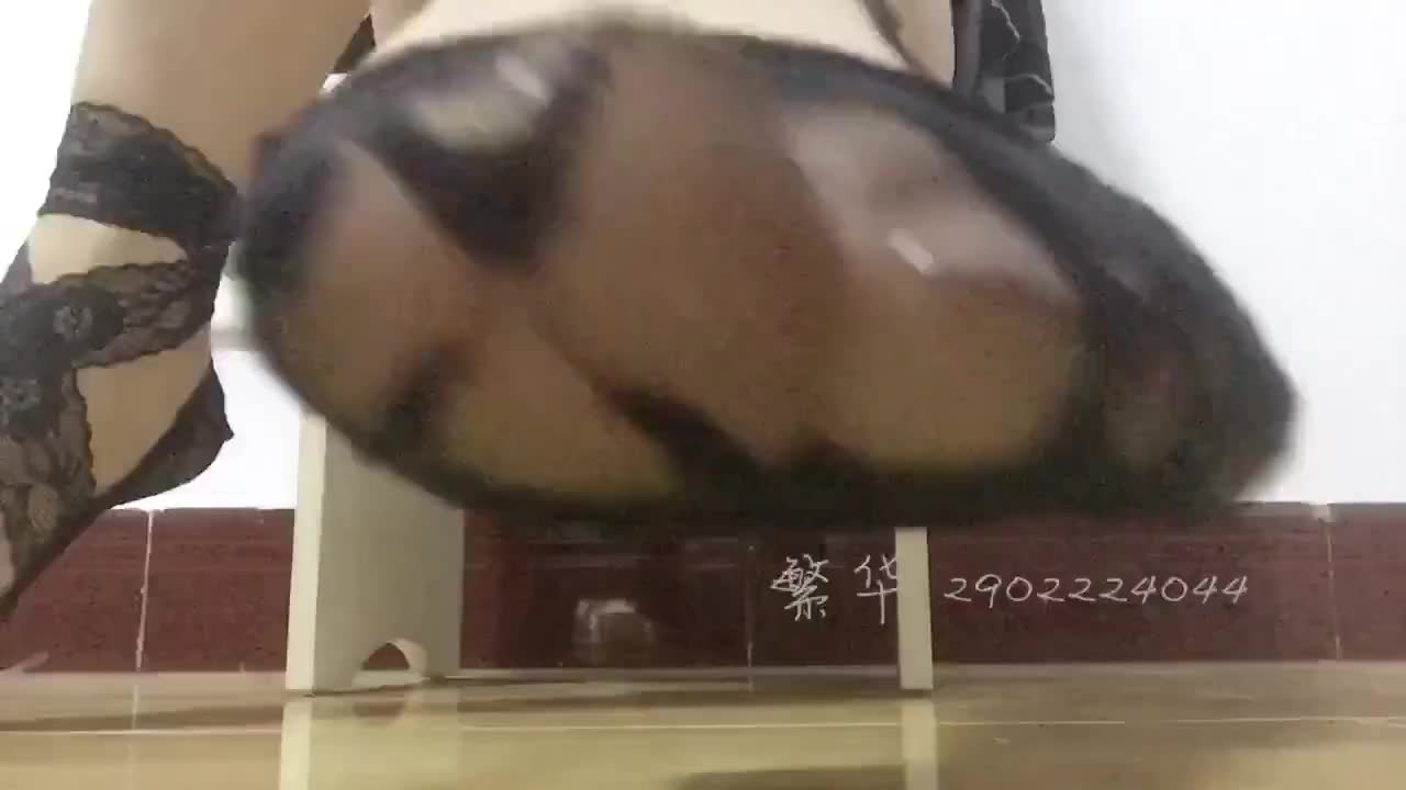 蕾丝船袜 御姐音 假鸡鸡 模拟足交 撸管指挥