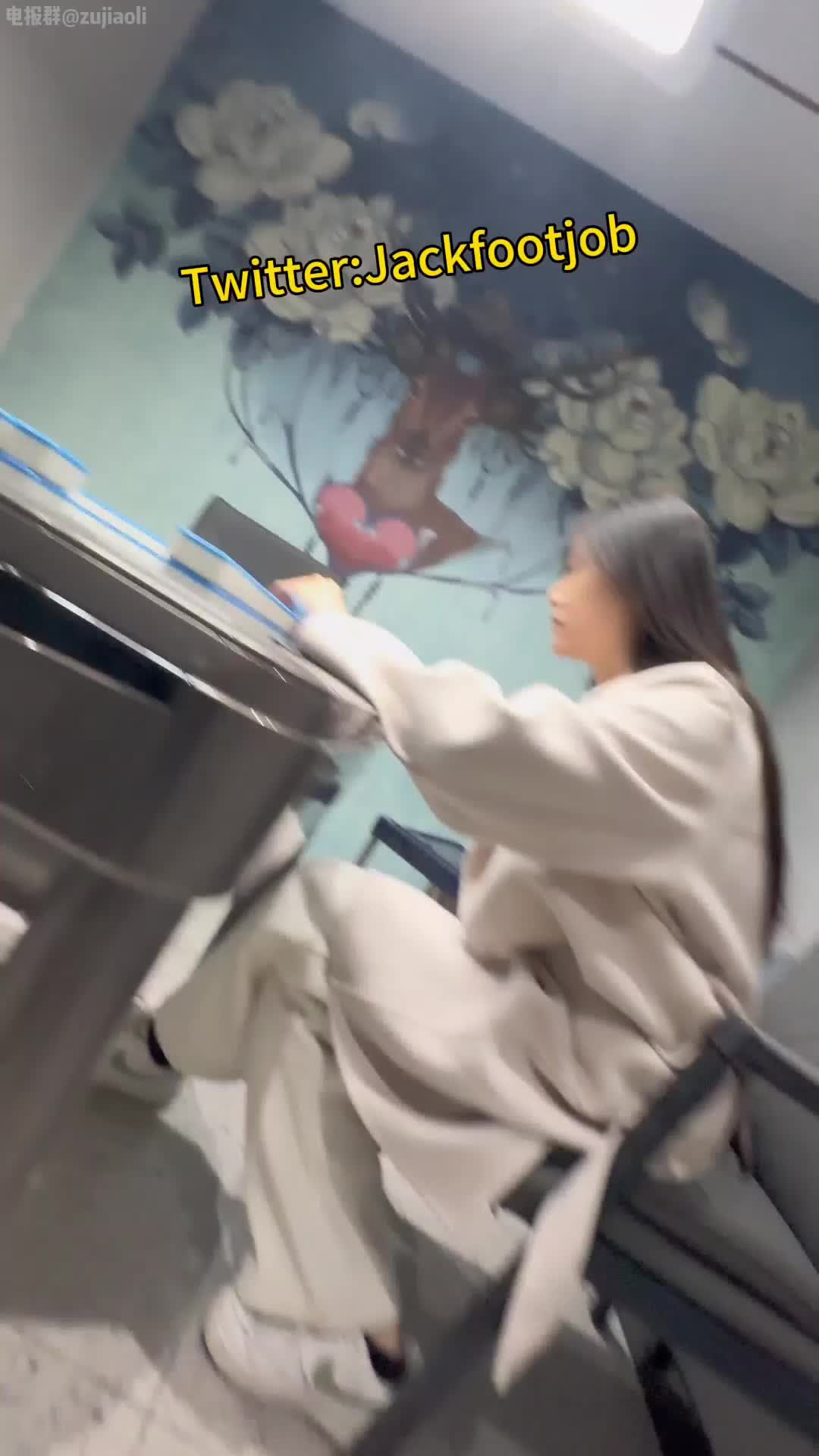 jackfootjob 学生 露脸 黑袜 裸足 足交 射脚背