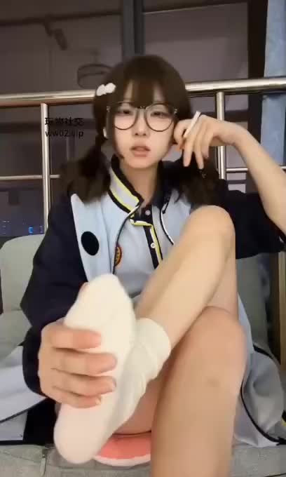 双马尾 白袜 裸足 羞辱 撸管指挥 倒计时 盯