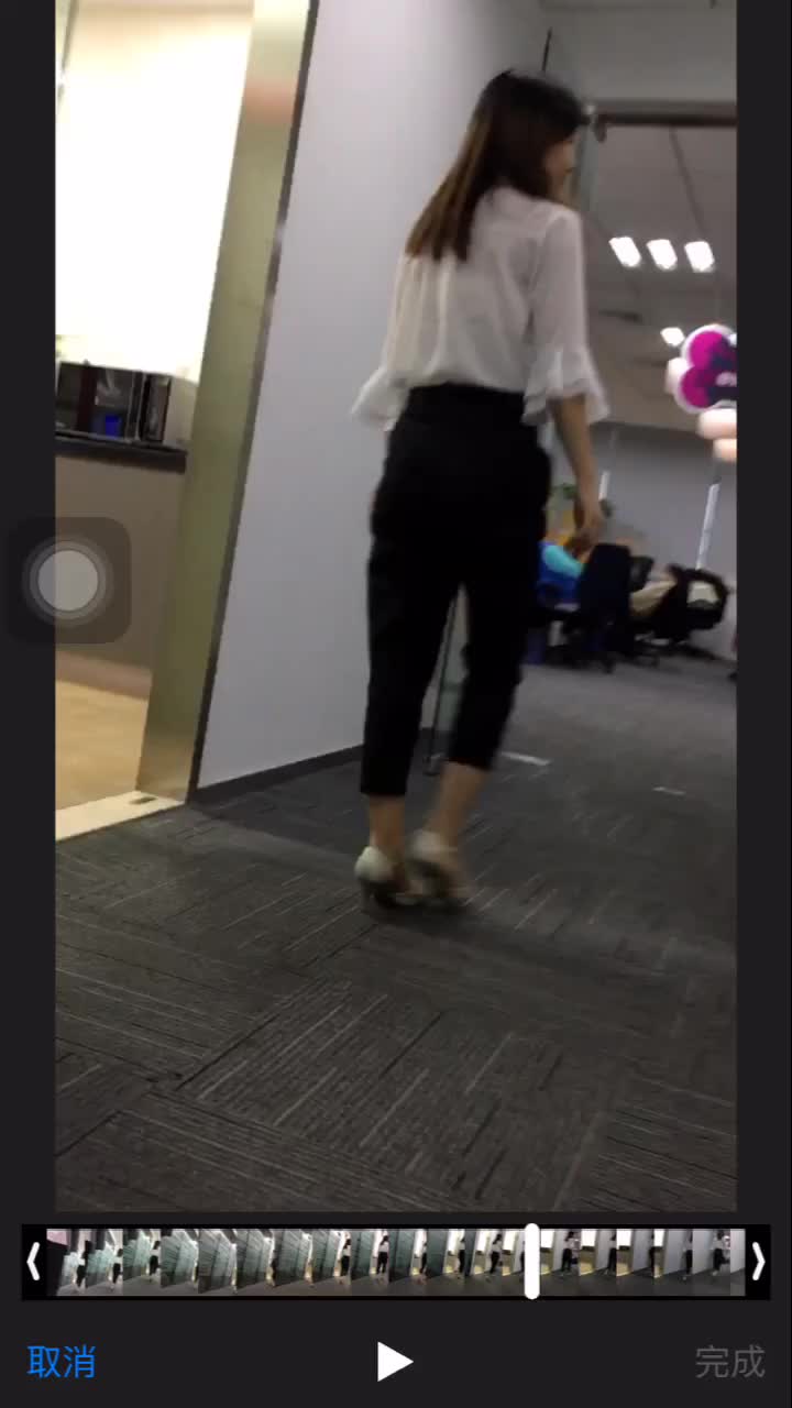 办公室 偷拍 尾随 女主 偷高跟 去厕所拿鞋撸 打胶 射鞋