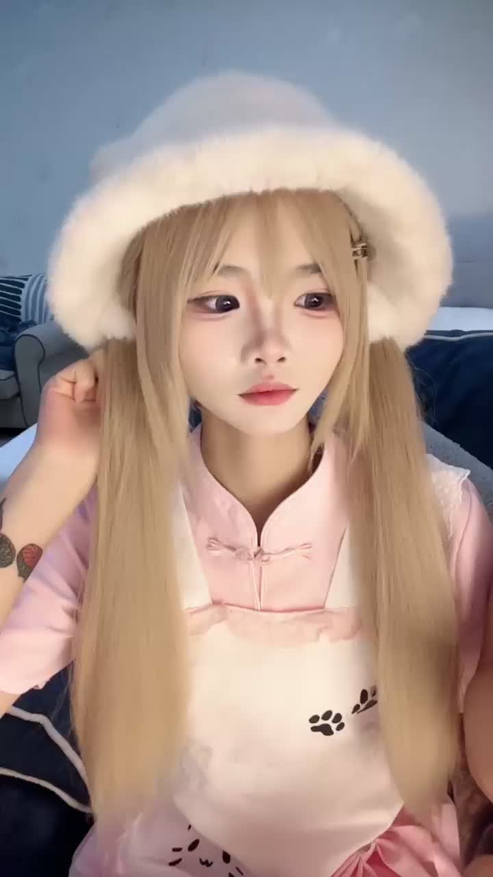 双马尾 精神小妹 弹幕互动 足交 啪啪